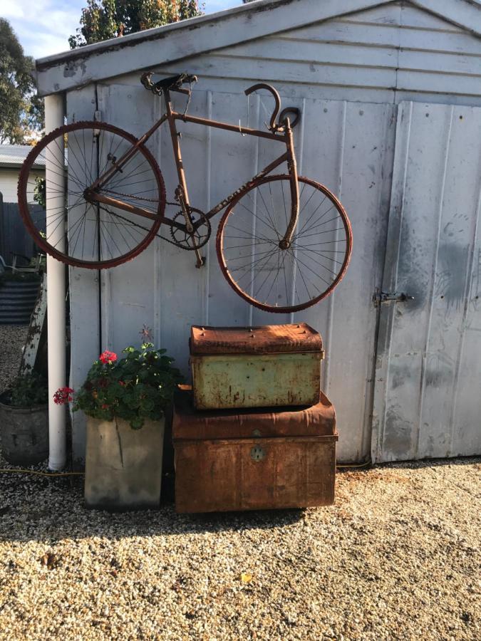 Fergusons Store Heathcote Екстериор снимка
